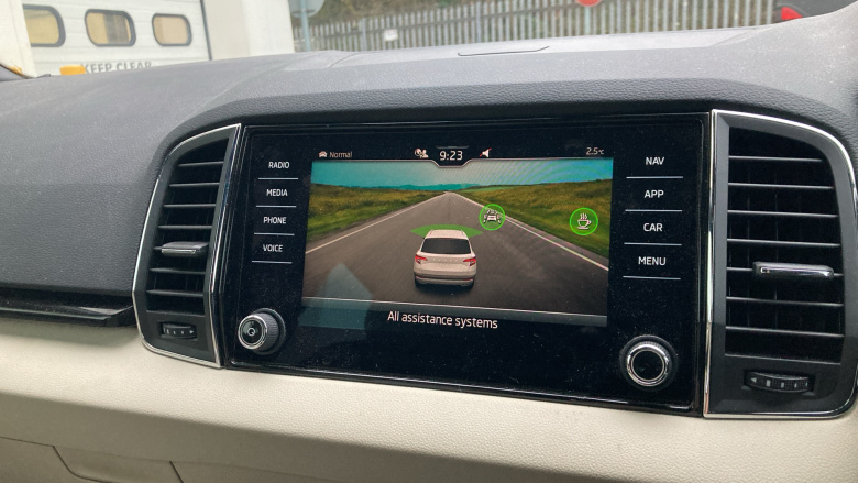 Skoda Karoq 1.5 TSI SE L 5dr DSG Petrol Estate